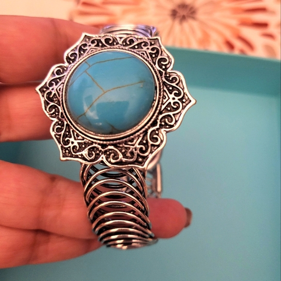 Turqoise bracelet and earings - Picture 4 of 6